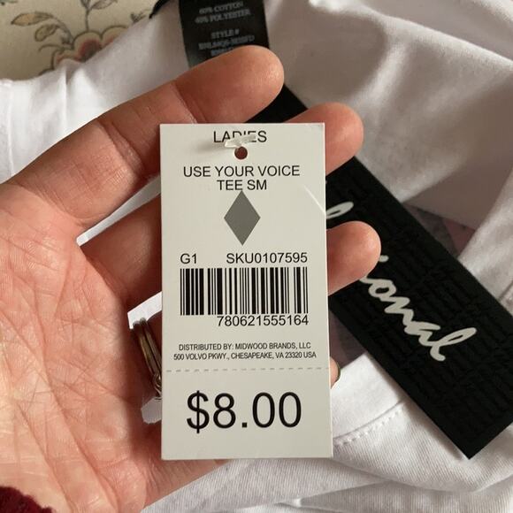 NWT Delusional “Use Your Voice” Graphic Tee, Size S - Picture 6 of 6